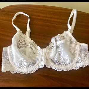 Wacoal Lace Bra, 34C, NWOT